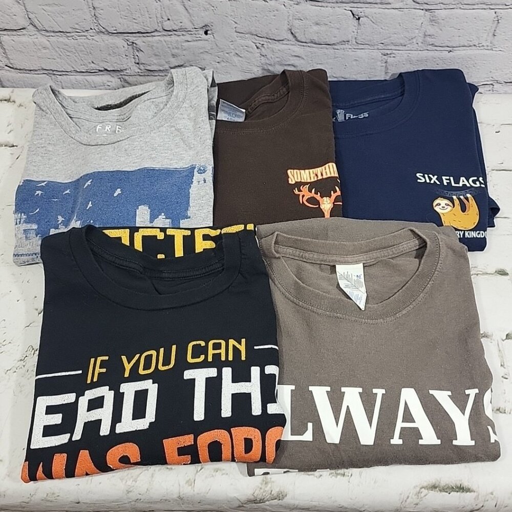 Lot Of 5 Mens T‎ Shirts XL Assorted Graphic Tees Bundle